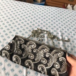 NWOT SILVER AND BLACK BEADED CLUTCH
